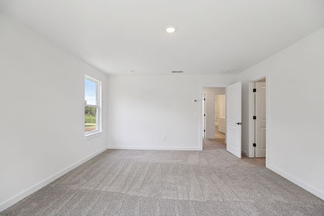 7715 Danswerk Dr, Murfreesboro, TN 37129