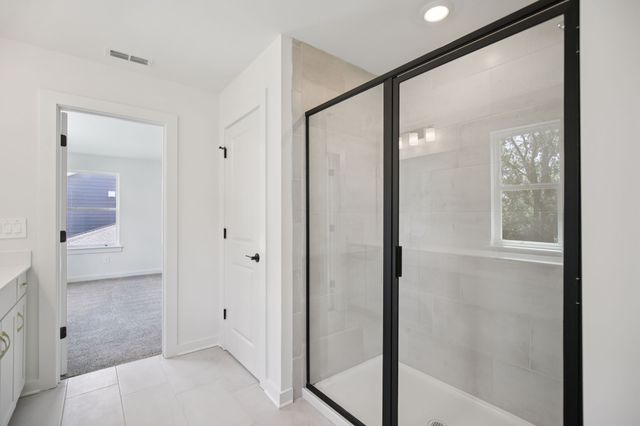 7715 Danswerk Dr, Murfreesboro, TN 37129