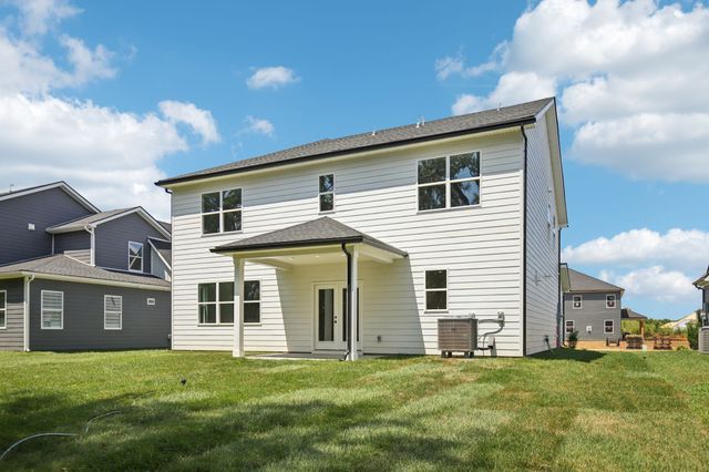 7715 Danswerk Dr, Murfreesboro, TN 37129