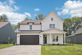 7715 Danswerk Dr, Murfreesboro, TN 37129