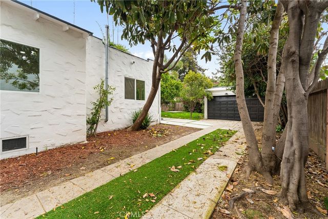 2216 Veteran Avenue, Los Angeles, CA 90064