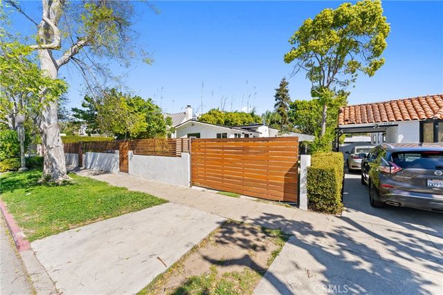2216 Veteran Avenue, Los Angeles, CA 90064