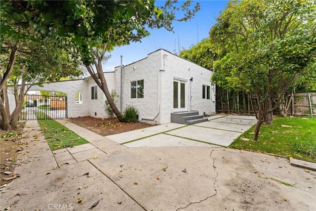2216 Veteran Avenue, Los Angeles, CA 90064