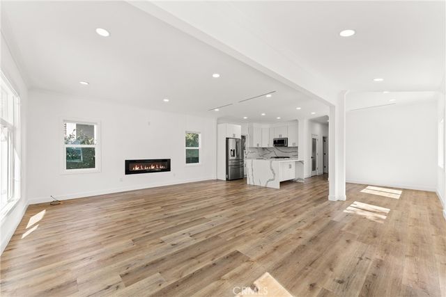 2216 Veteran Avenue, Los Angeles, CA 90064