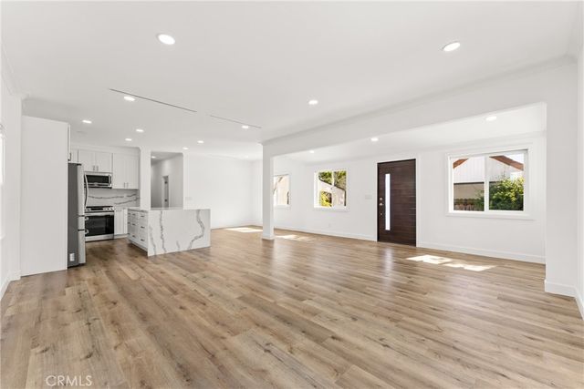 2216 Veteran Avenue, Los Angeles, CA 90064