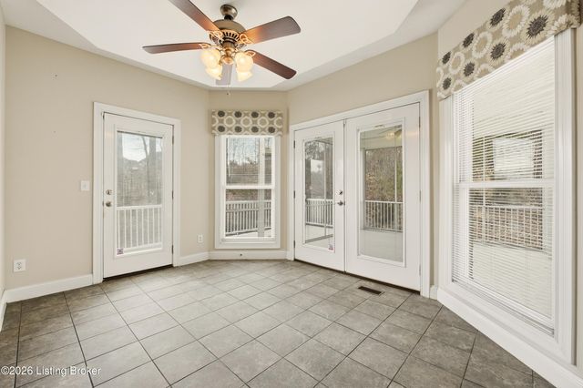 7700 Bella Woods Ct, Louisville, KY 40214