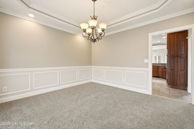 7700 Bella Woods Ct, Louisville, KY 40214