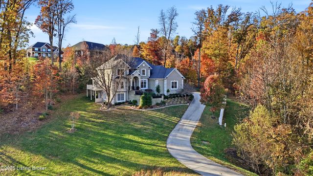 7700 Bella Woods Ct, Louisville, KY 40214