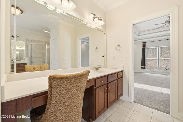 7700 Bella Woods Ct, Louisville, KY 40214