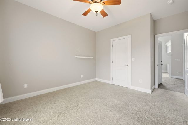 7700 Bella Woods Ct, Louisville, KY 40214