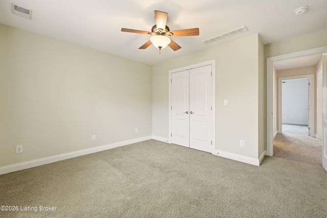 7700 Bella Woods Ct, Louisville, KY 40214