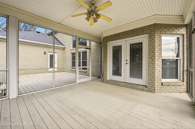 7700 Bella Woods Ct, Louisville, KY 40214