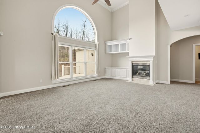 7700 Bella Woods Ct, Louisville, KY 40214