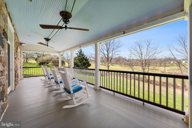 100 PYLES MOUNTAIN LN, Avondale, PA 19311