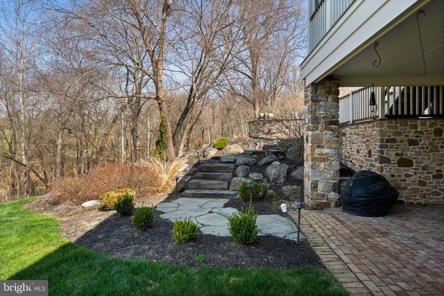 100 PYLES MOUNTAIN LN, Avondale, PA 19311