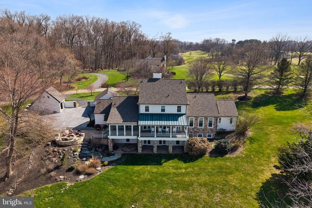 100 PYLES MOUNTAIN LN, Avondale, PA 19311