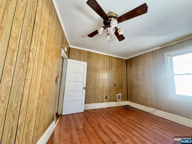 260 Pindle Avenue, Englewood, NJ 07631