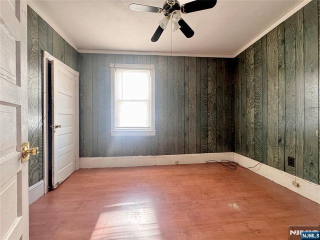 260 Pindle Avenue, Englewood, NJ 07631