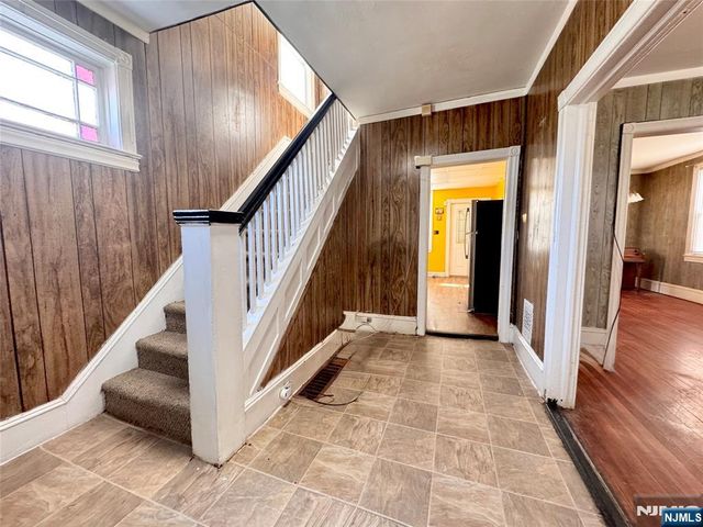 260 Pindle Avenue, Englewood, NJ 07631