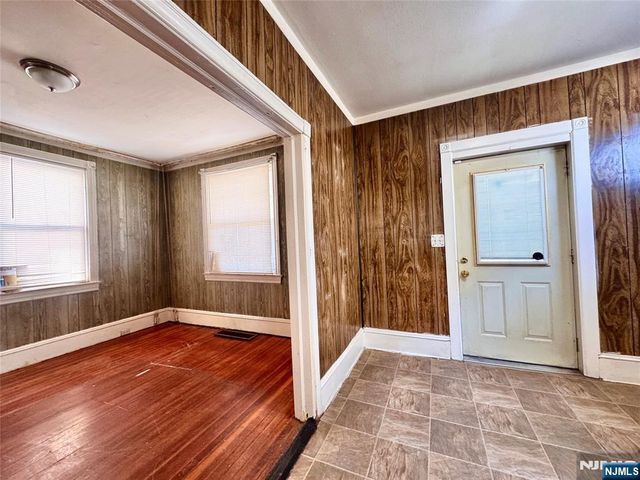 260 Pindle Avenue, Englewood, NJ 07631