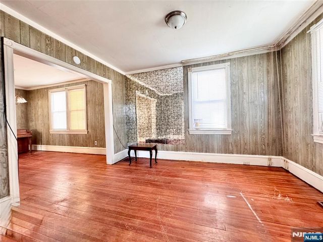 260 Pindle Avenue, Englewood, NJ 07631