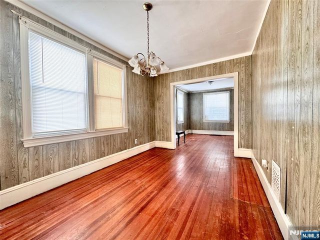 260 Pindle Avenue, Englewood, NJ 07631