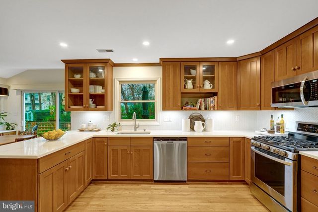 8224 STACEY RD, Alexandria, VA 22308