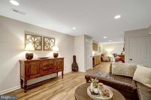 8224 STACEY RD, Alexandria, VA 22308