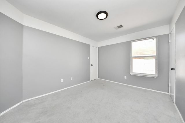 10217 Teneha Drive A, Houston, TX 77033