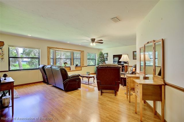 7995 County Road 64 E, Avon Park, FL 33825