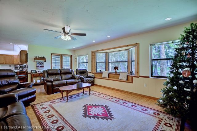 7995 County Road 64 E, Avon Park, FL 33825