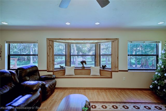 7995 County Road 64 E, Avon Park, FL 33825