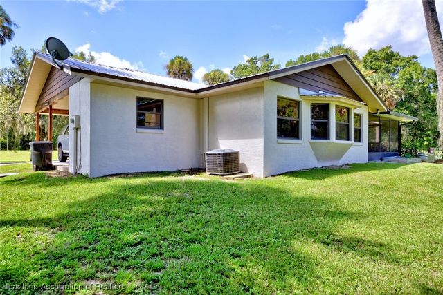 7995 County Road 64 E, Avon Park, FL 33825