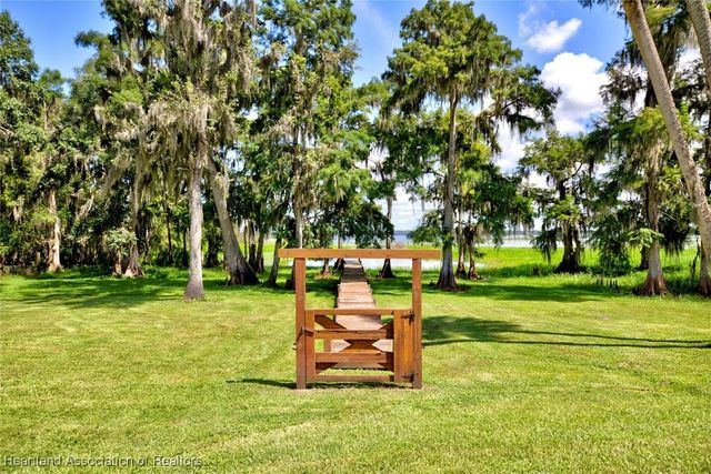 7995 County Road 64 E, Avon Park, FL 33825