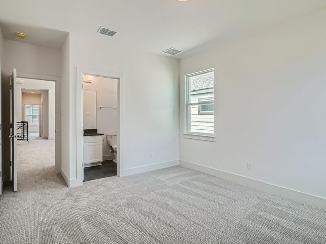 1531 N Red Bud LN 37, Round Rock, TX 78665