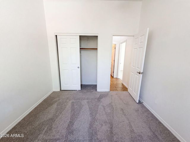 4615 W POWELL Drive, New River, AZ 85087