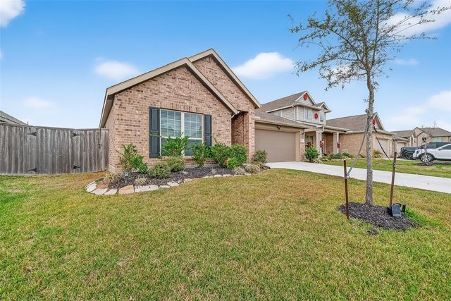19168 Pinewood Grove Trail, New Caney, TX 77357