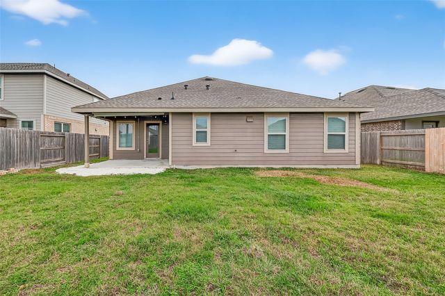 19168 Pinewood Grove Trail, New Caney, TX 77357