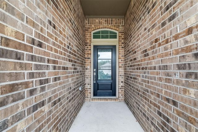 19168 Pinewood Grove Trail, New Caney, TX 77357