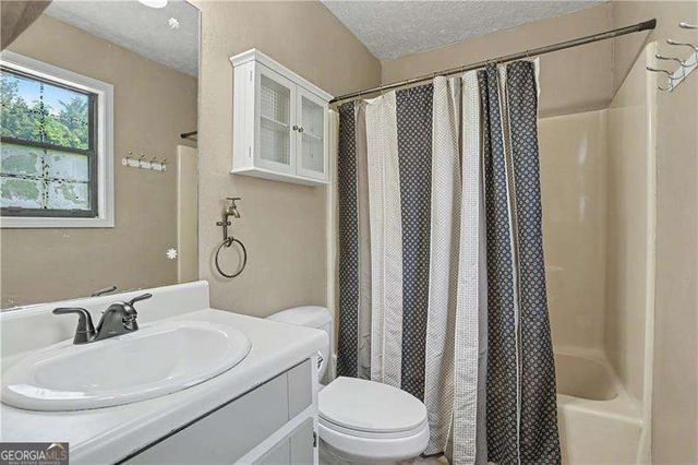 4915 Old Norcross Road, Duluth, GA 30096