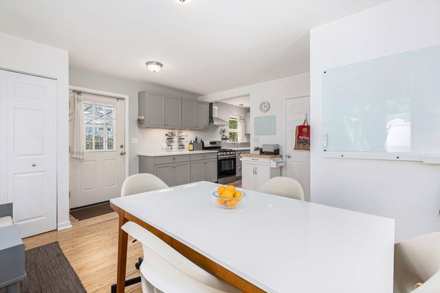 2657 Elmwood Avenue, Ann Arbor, MI 48104
