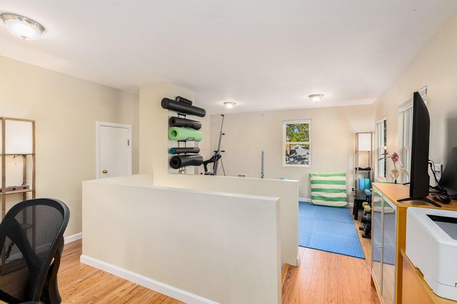 2657 Elmwood Avenue, Ann Arbor, MI 48104