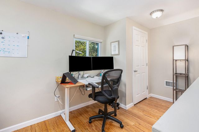 2657 Elmwood Avenue, Ann Arbor, MI 48104