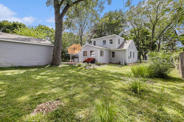 2657 Elmwood Avenue, Ann Arbor, MI 48104
