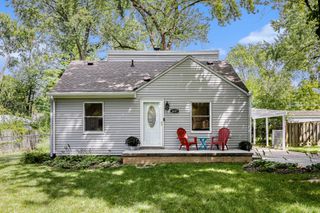 2657 Elmwood Avenue, Ann Arbor, MI 48104