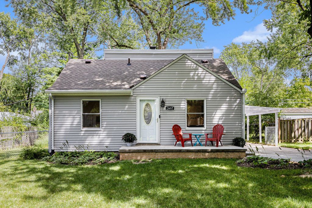 2657 Elmwood Avenue, Ann Arbor, MI 48104