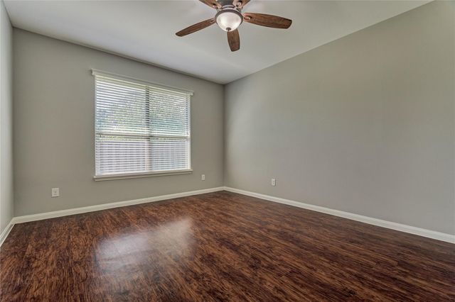 13425 Raintree Drive, Montgomery, TX 77356