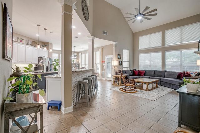 2632 Lakebend Drive, Grand Prairie, TX 75054