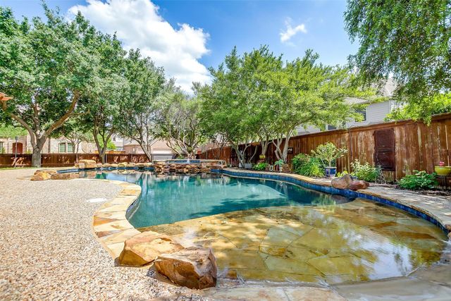 2632 Lakebend Drive, Grand Prairie, TX 75054
