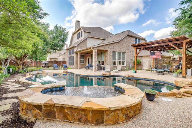 2632 Lakebend Drive, Grand Prairie, TX 75054